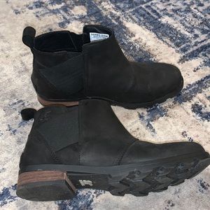 SOREL BOOTIES